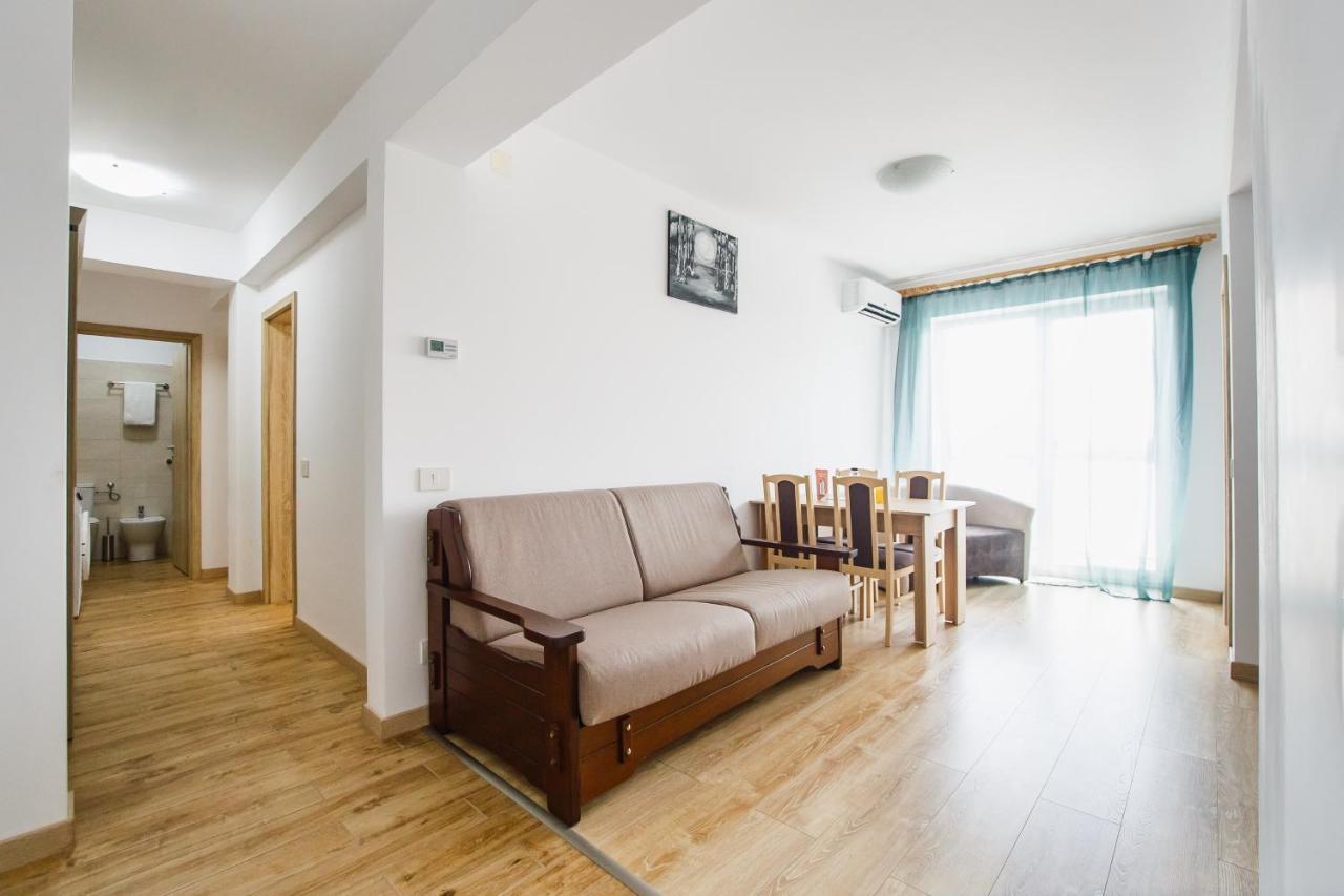 Sunny View 2 Bedroom Central Apartment オラデア エクステリア 写真